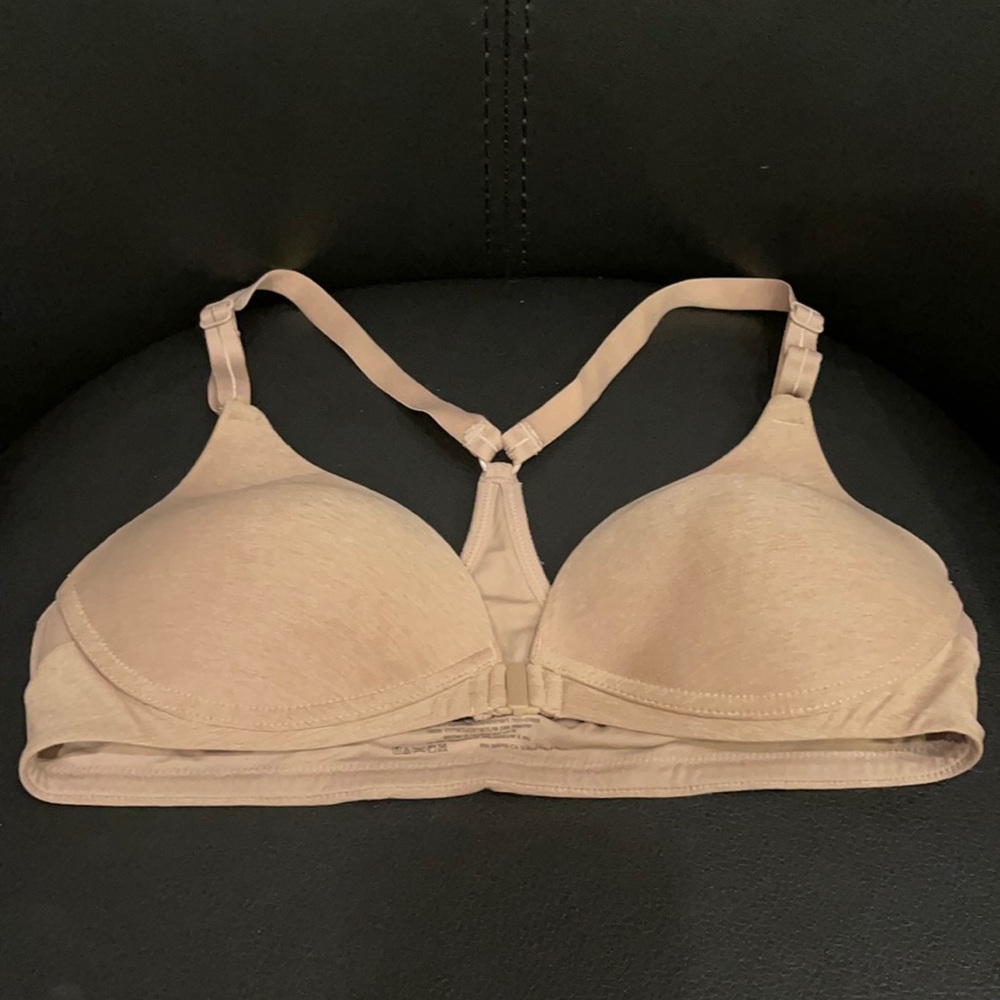 Warners soft wire free bra Front clasp 34A